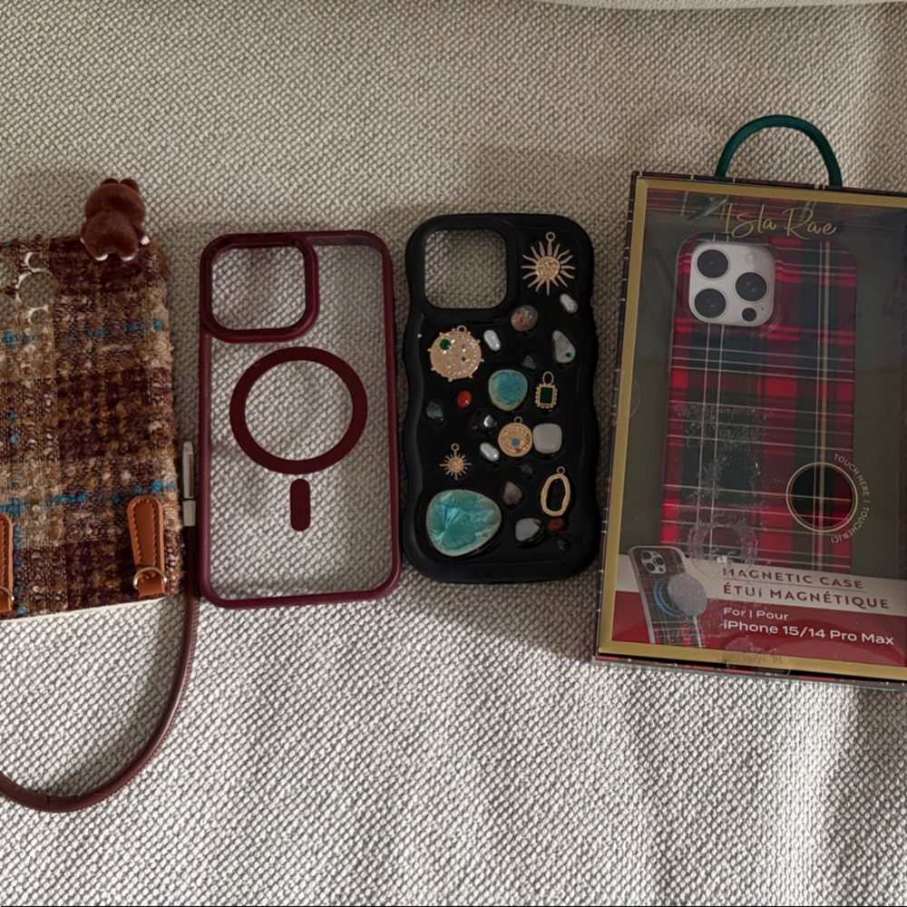 Lot of Four iPhone 14 / 15 Pro‎ Max Cases